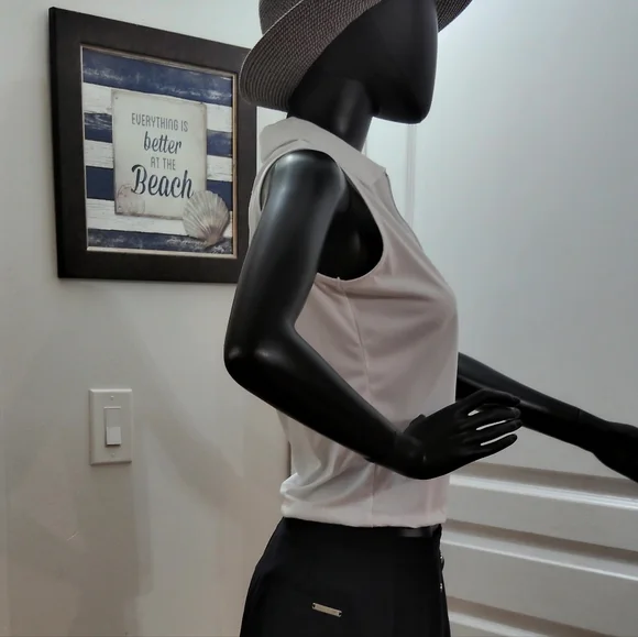 Callaway Women's White Zip-Up Sleeveless Blouse - Picture 2 of 8